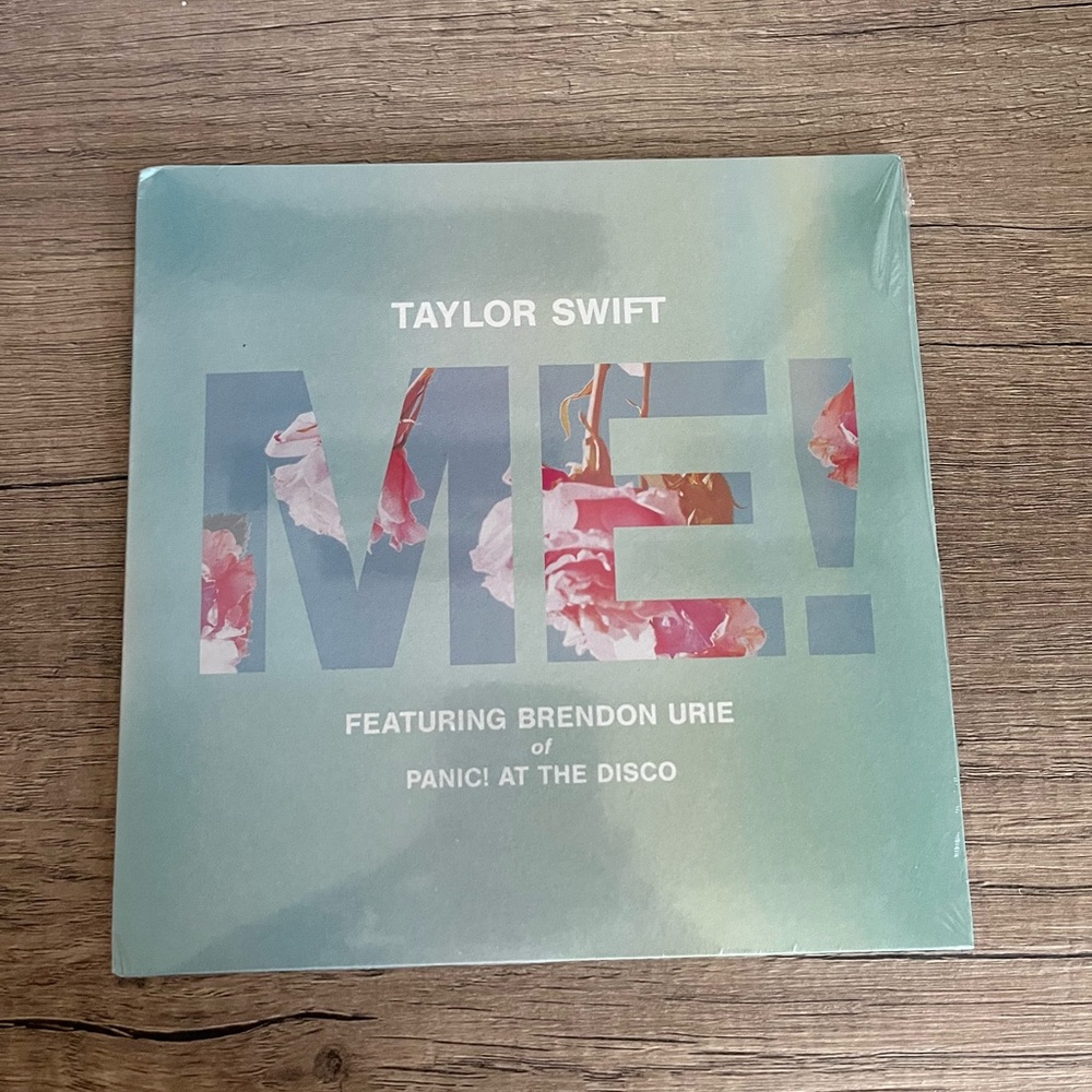 Taylor swift me 7” vinyl
